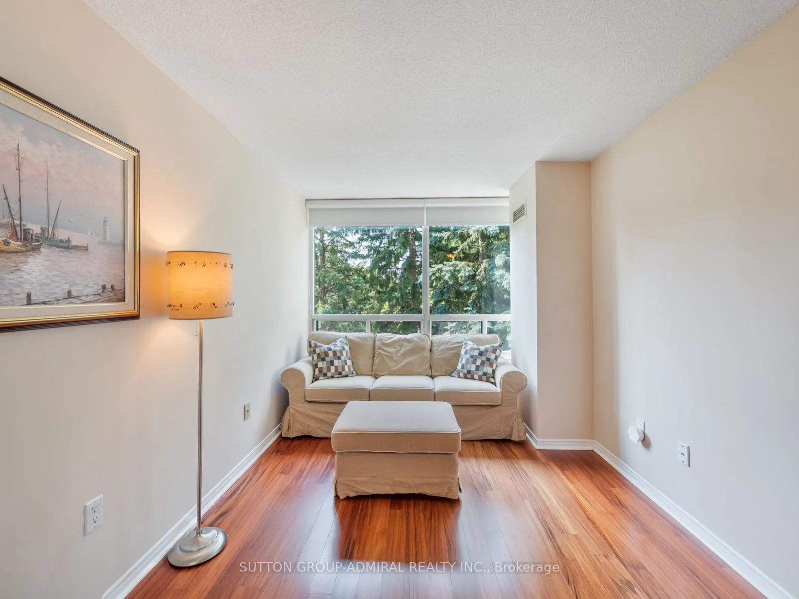 7250 Yonge Street, #407
