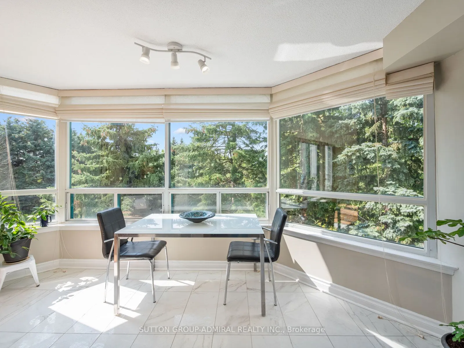 7250 Yonge Street, #407