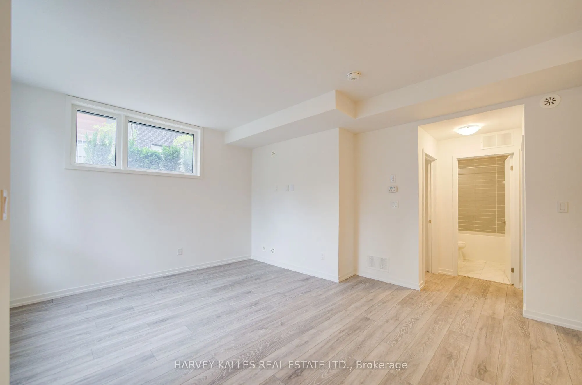 24 Lytham Green Circle, #16