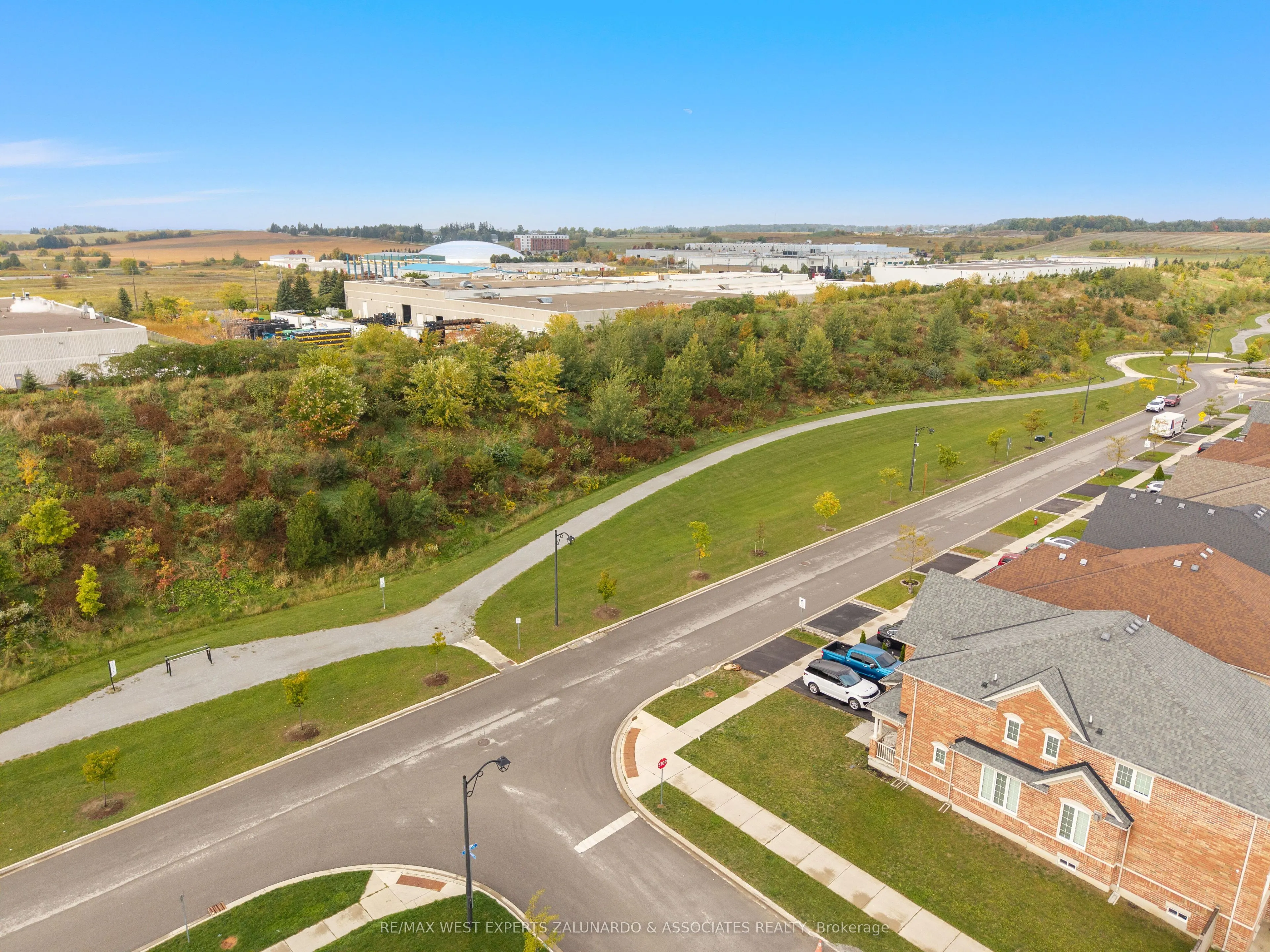 281 Meadowhawk Trail