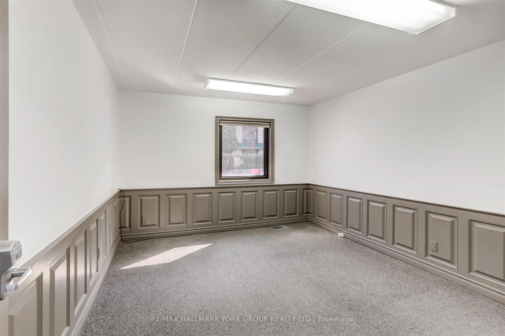 15064 Yonge Street