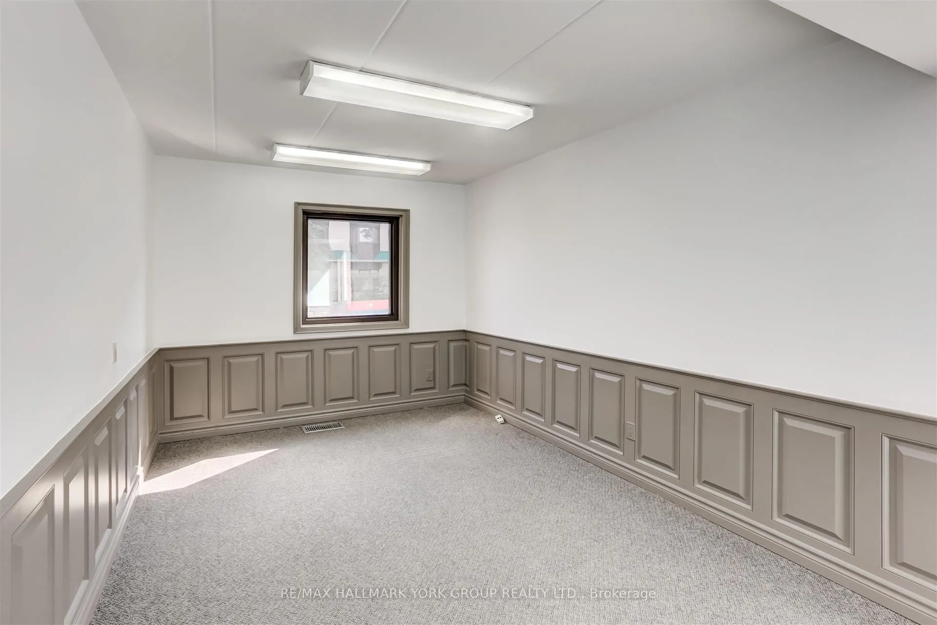 15064 Yonge Street