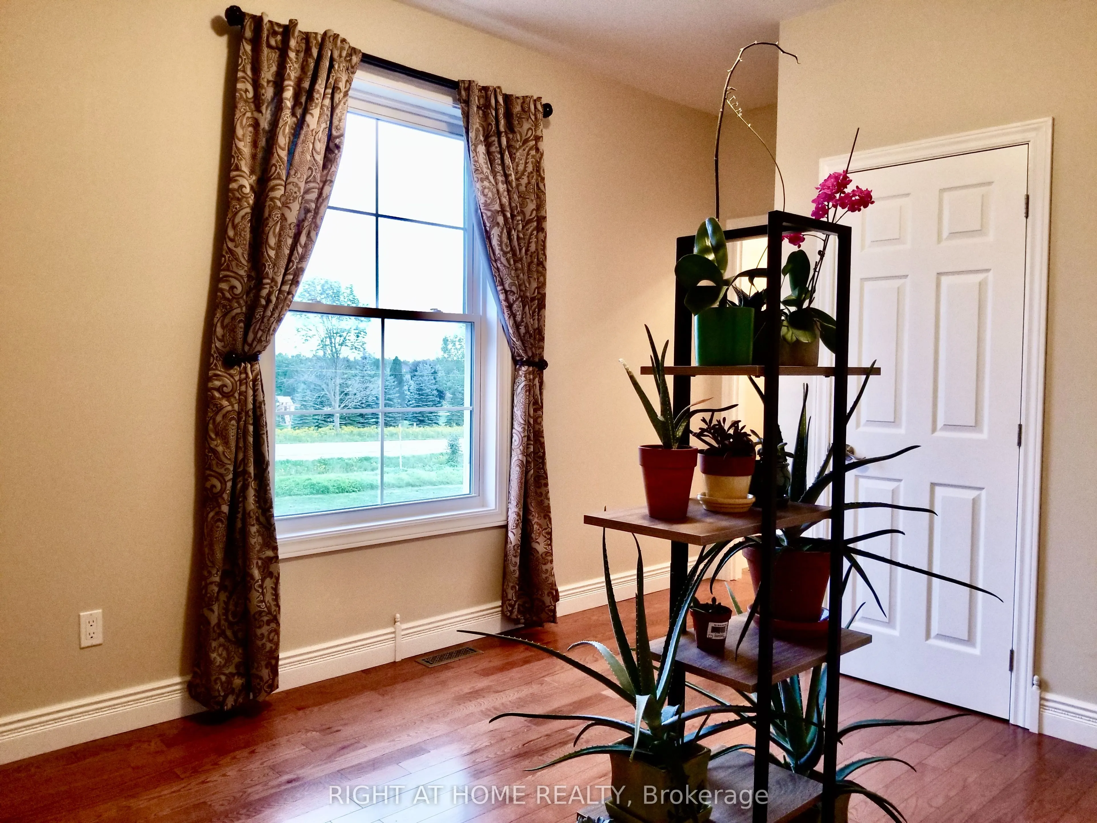 376 Sandford Road