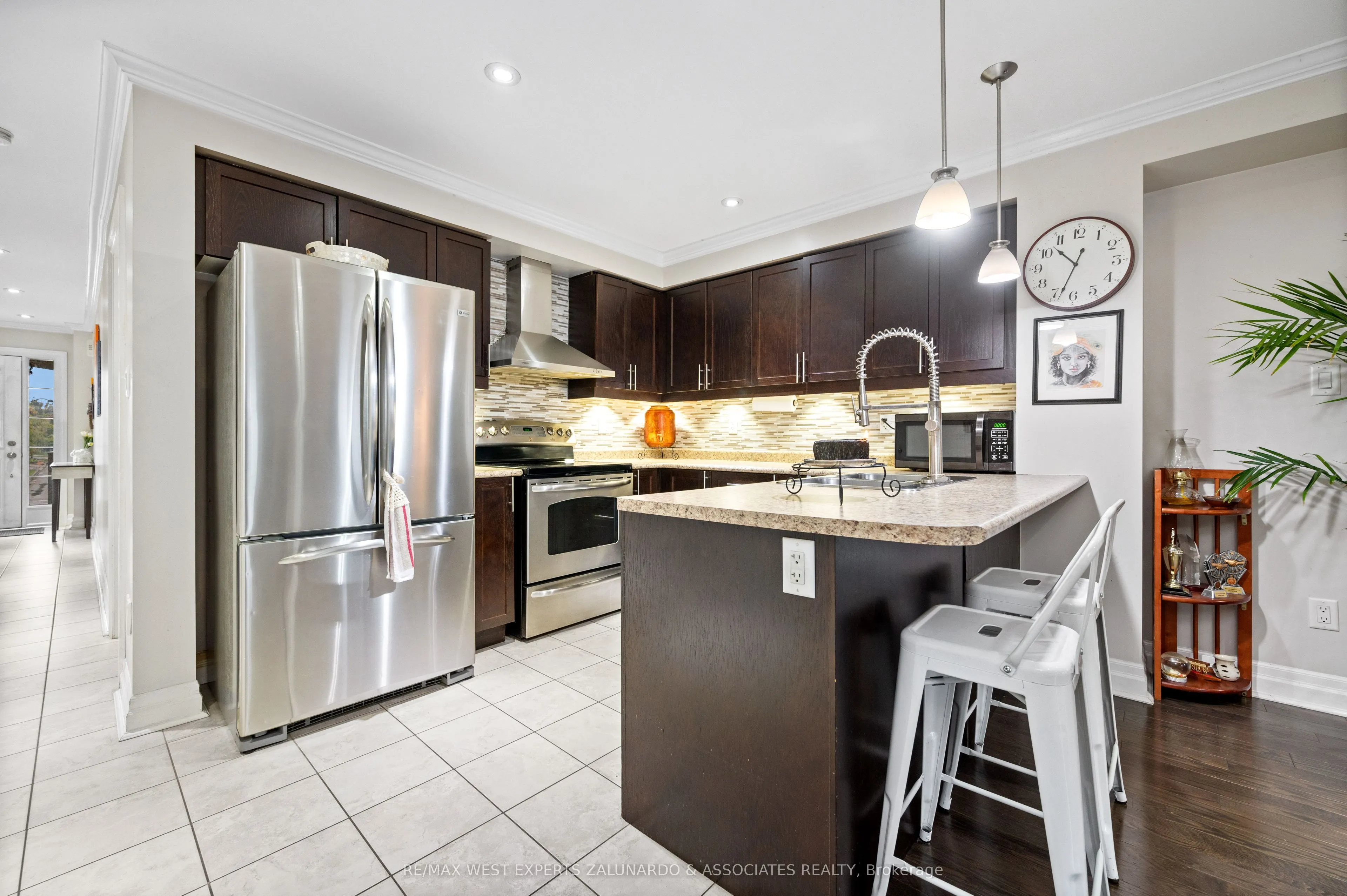281 Meadowhawk Trail