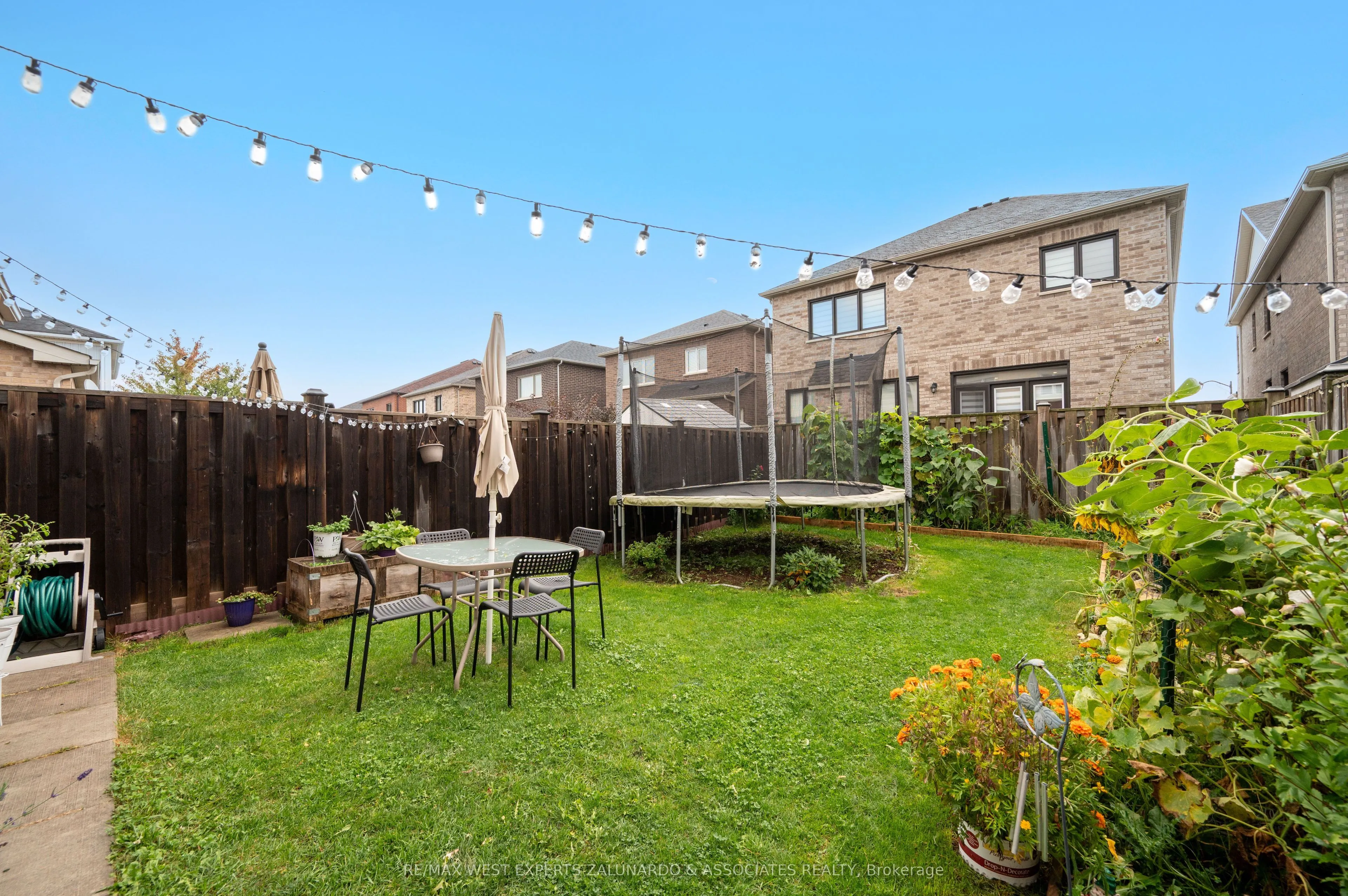 281 Meadowhawk Trail
