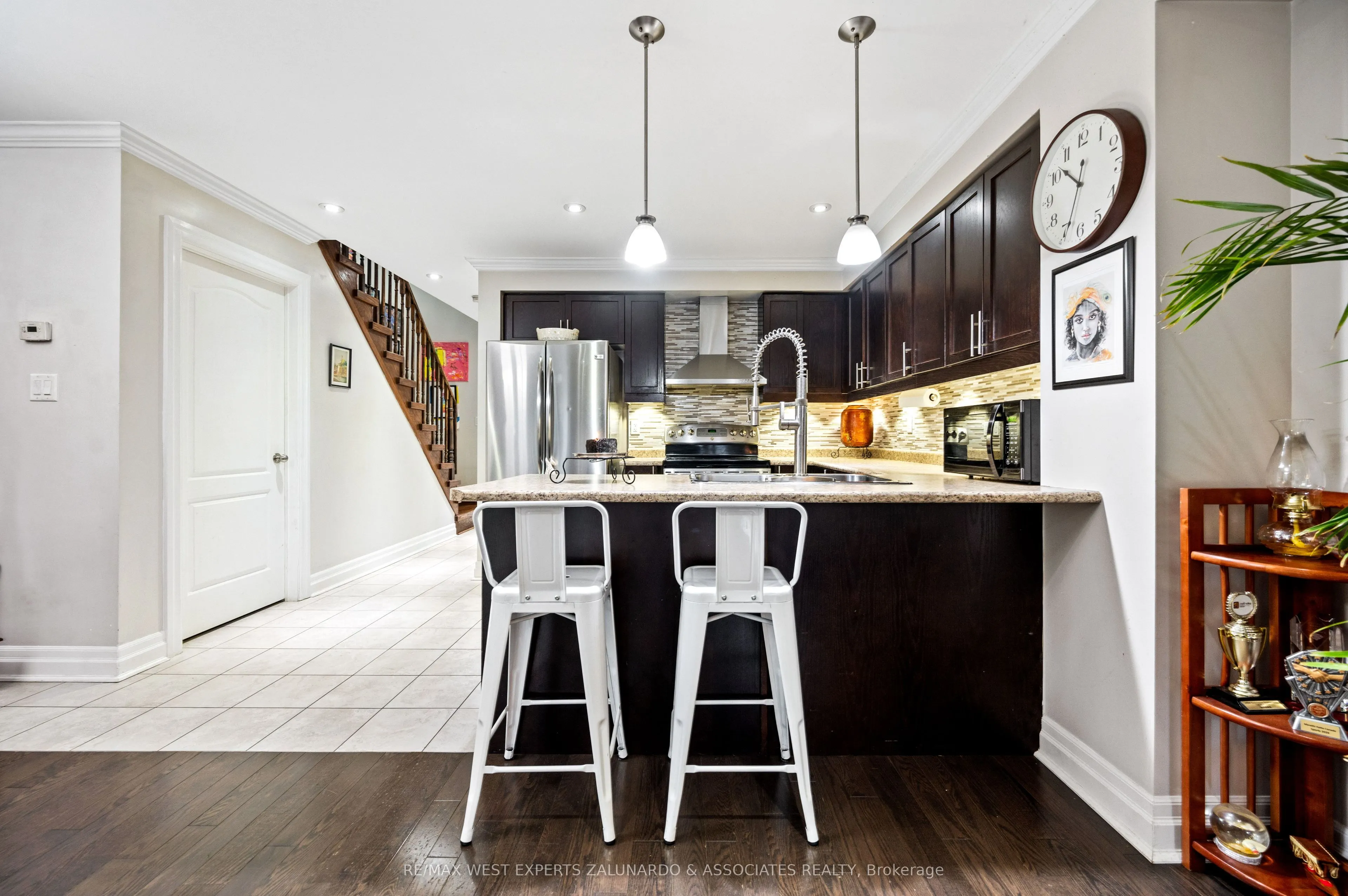 281 Meadowhawk Trail