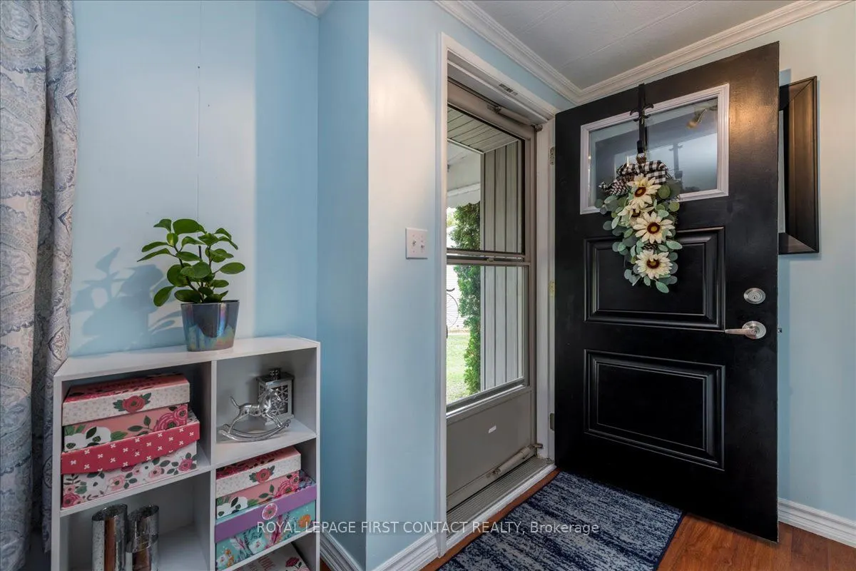 5 Broadway Avenue
