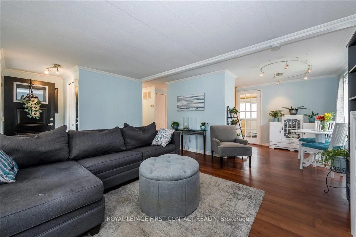 5 Broadway Avenue