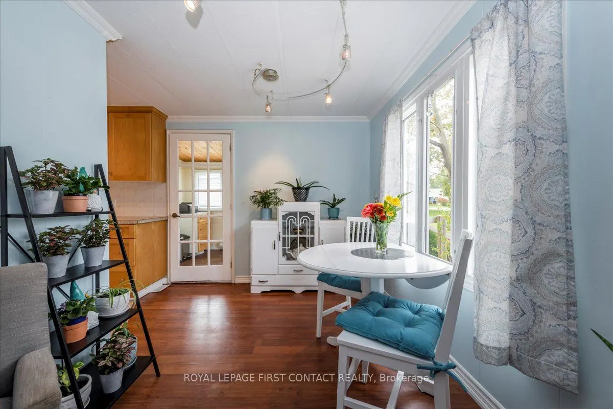 5 Broadway Avenue