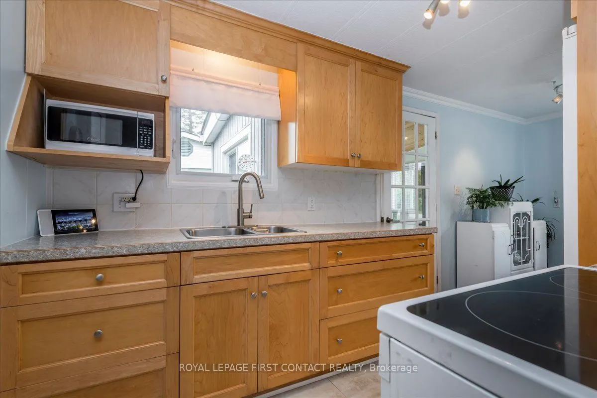 5 Broadway Avenue