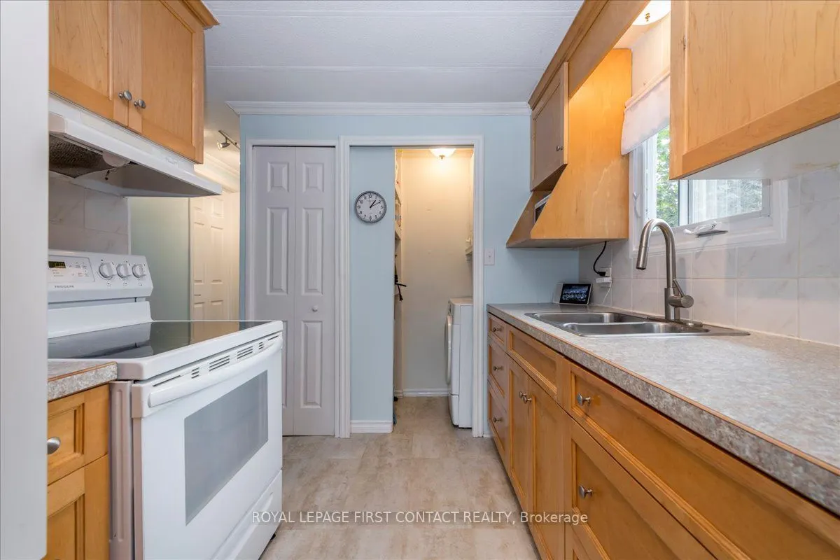 5 Broadway Avenue