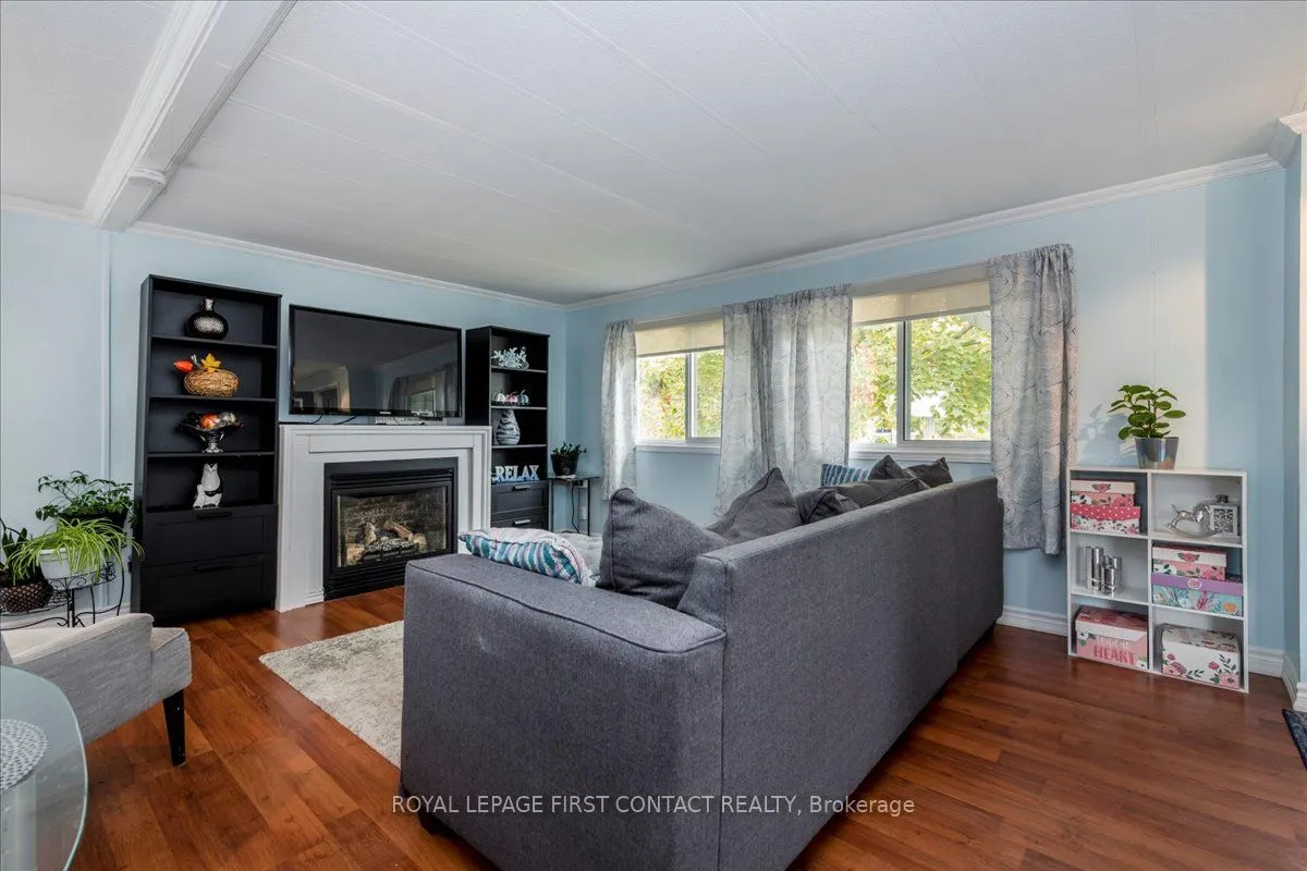 5 Broadway Avenue