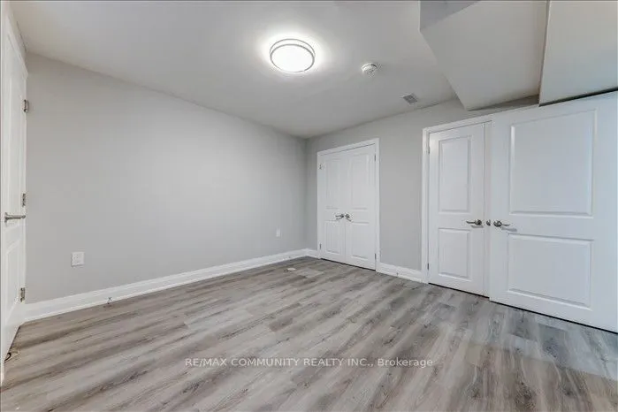 22 Sunderland Meadows Drive N