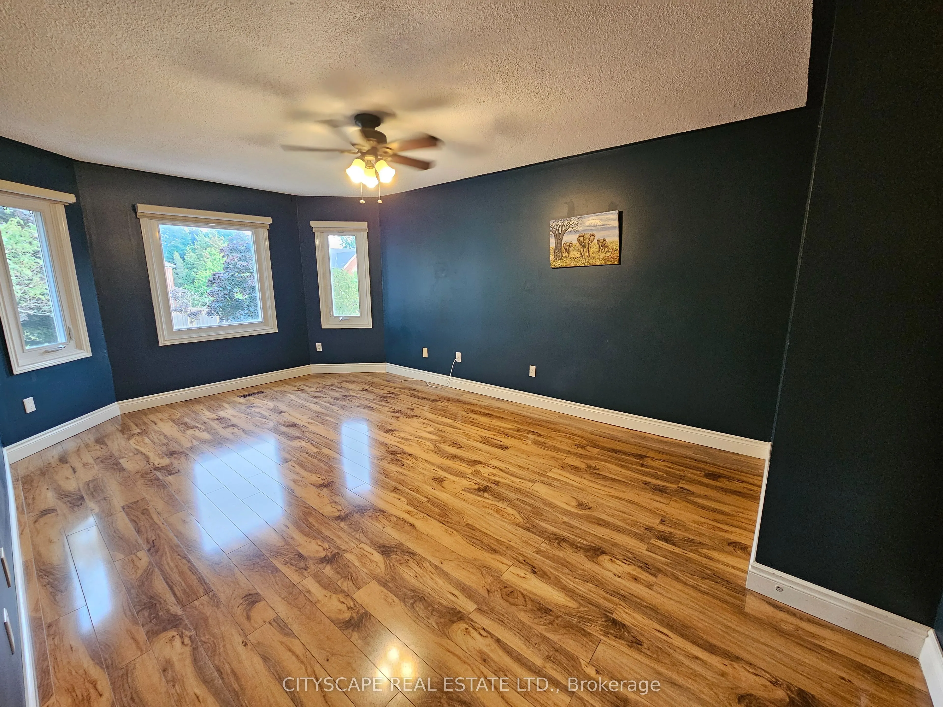 406 Weldrick Road E