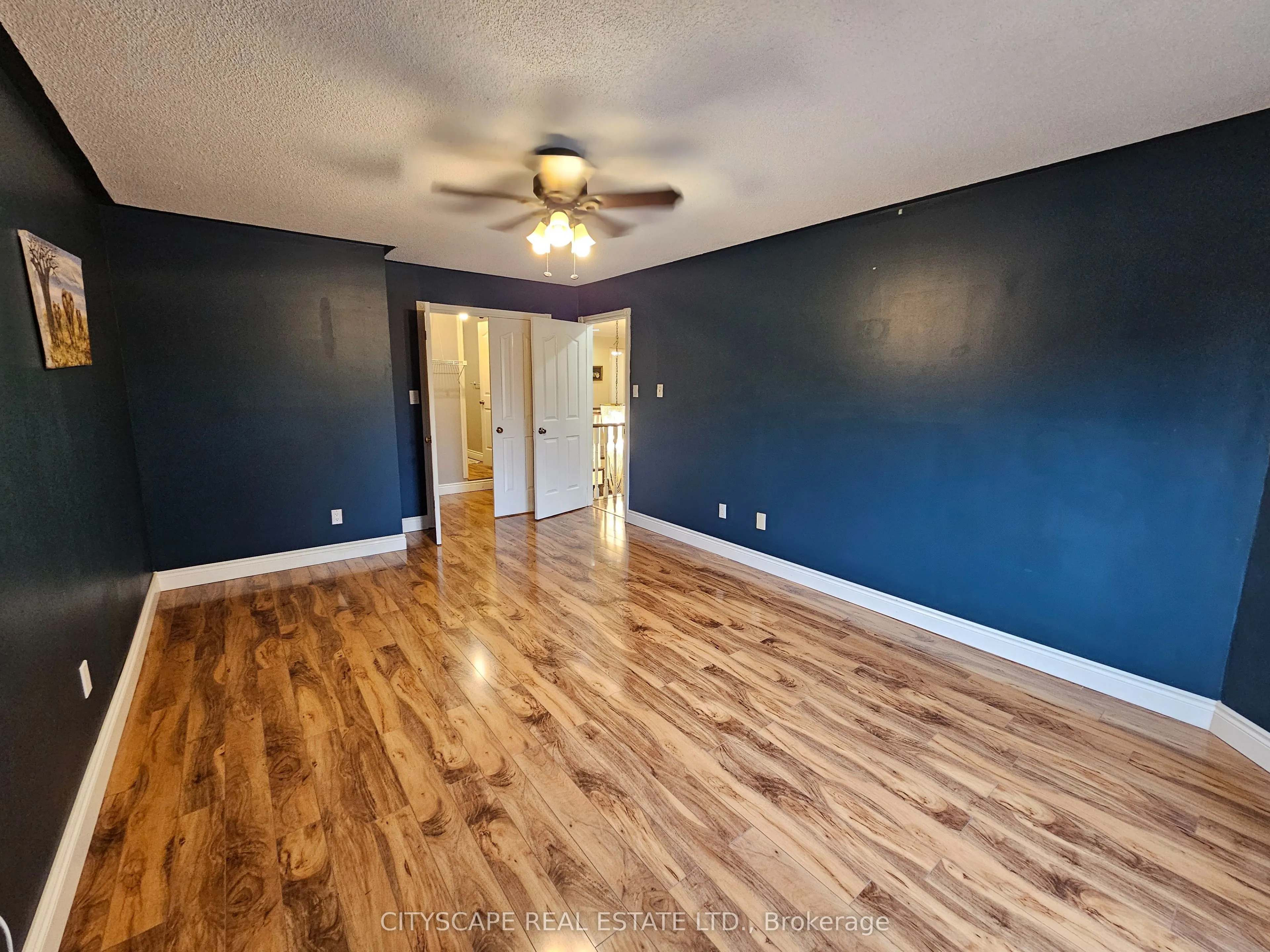 406 Weldrick Road E