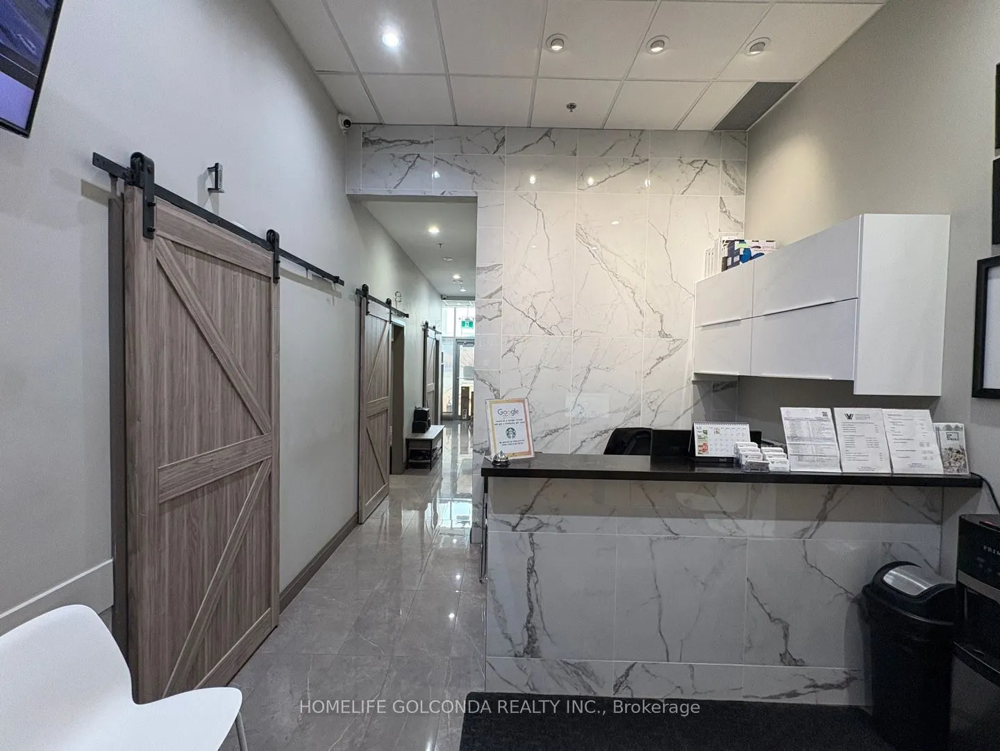 7163 Yonge Street, #116