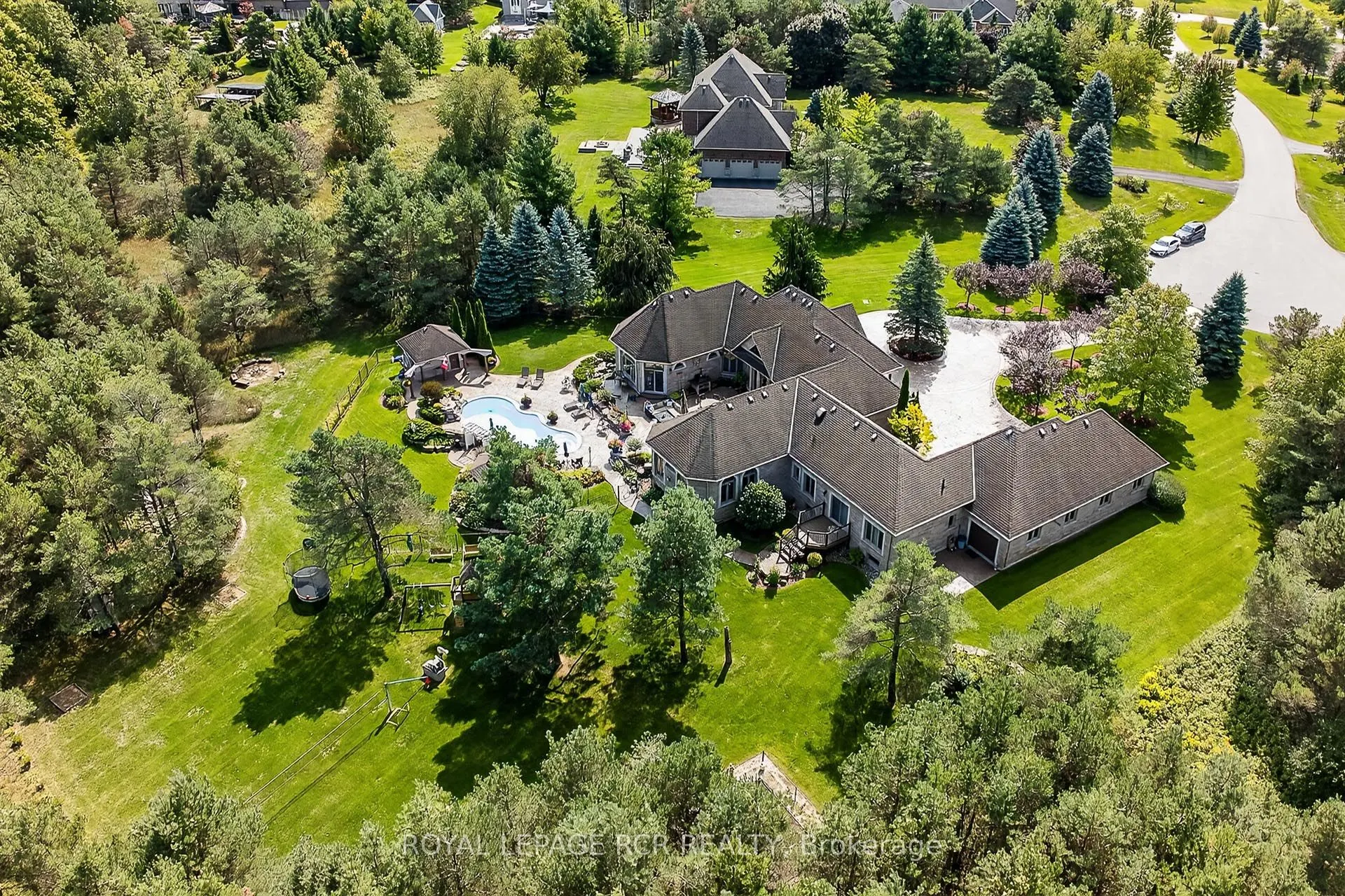 7 Sugarbush Lane