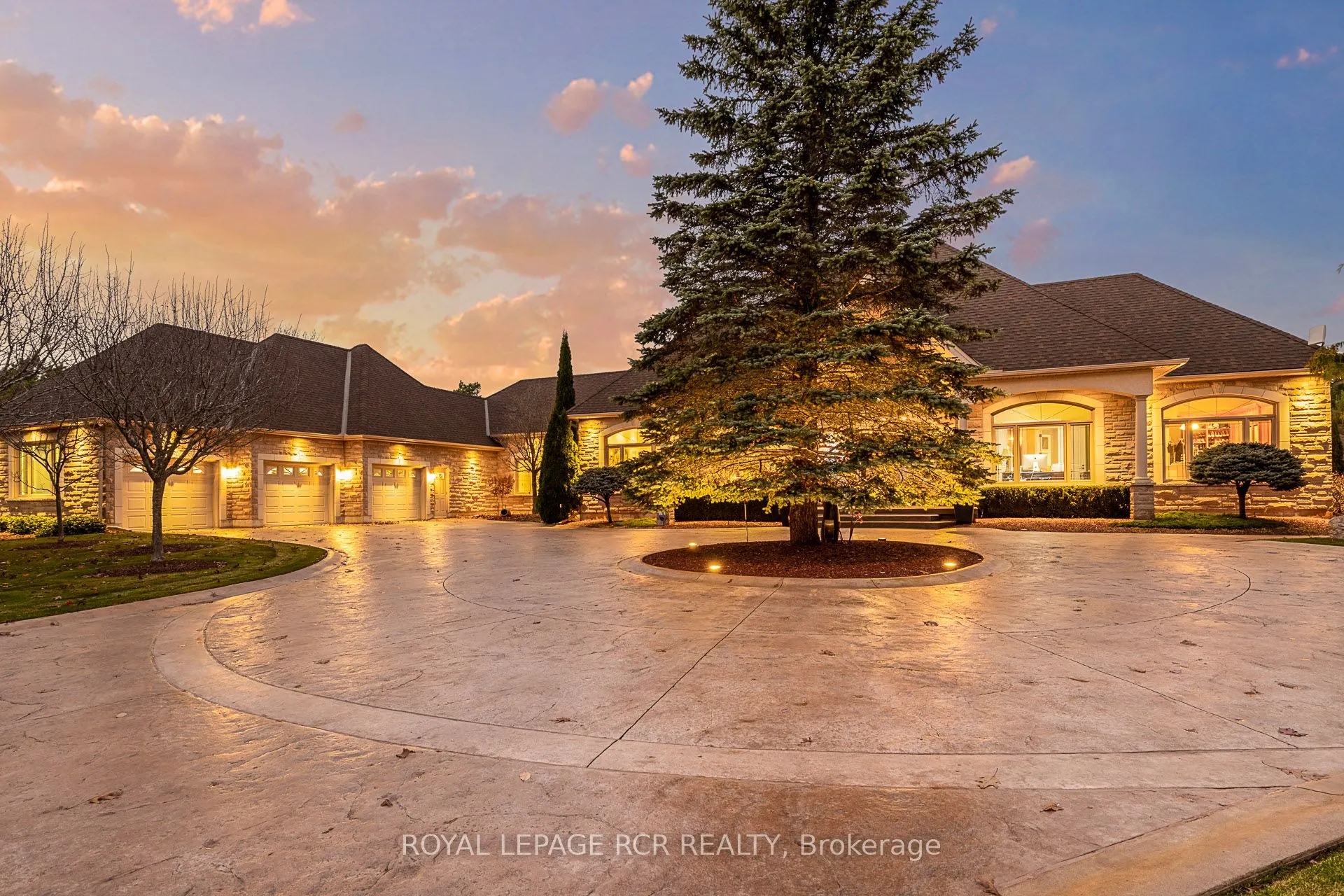 7 Sugarbush Lane