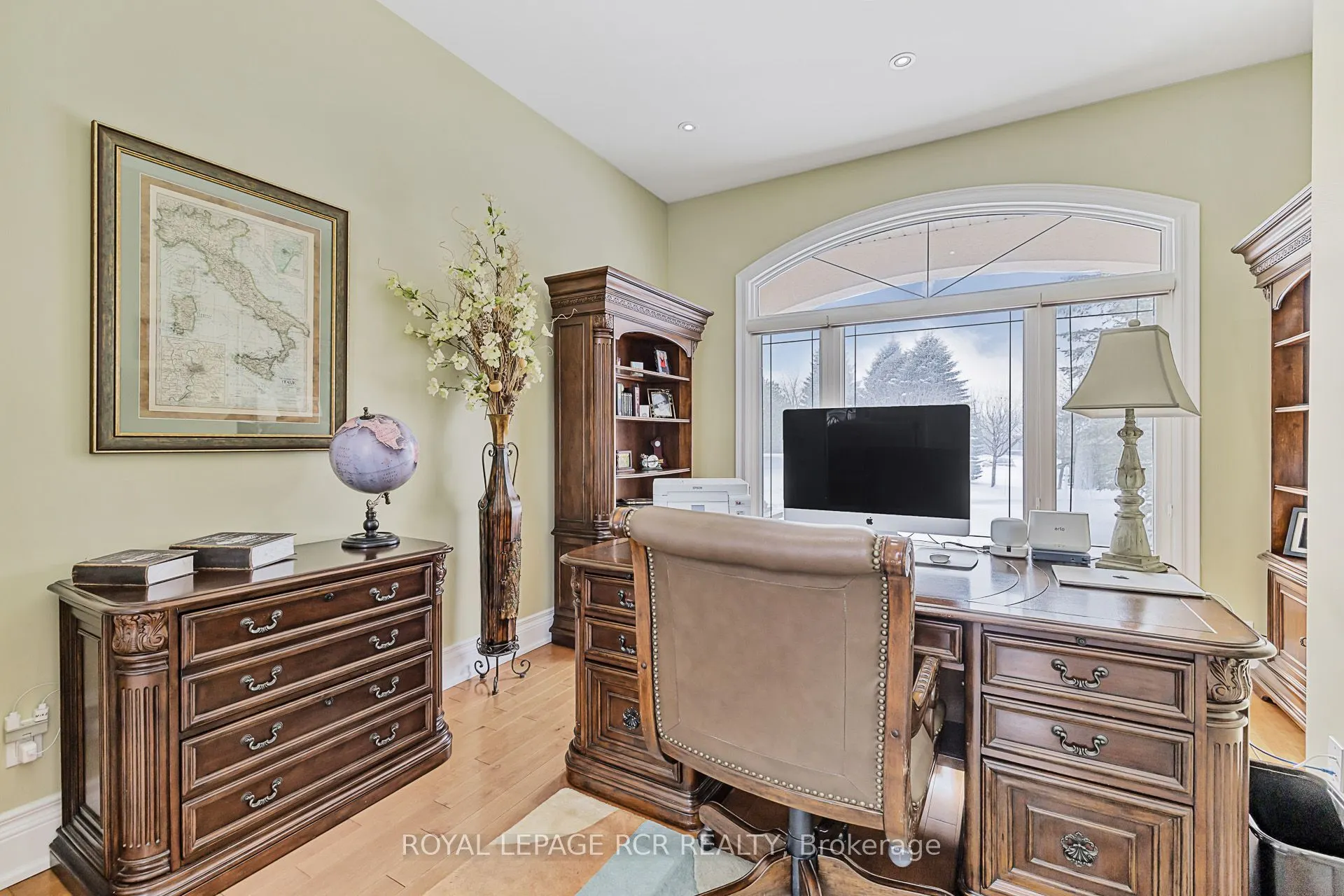 7 Sugarbush Lane