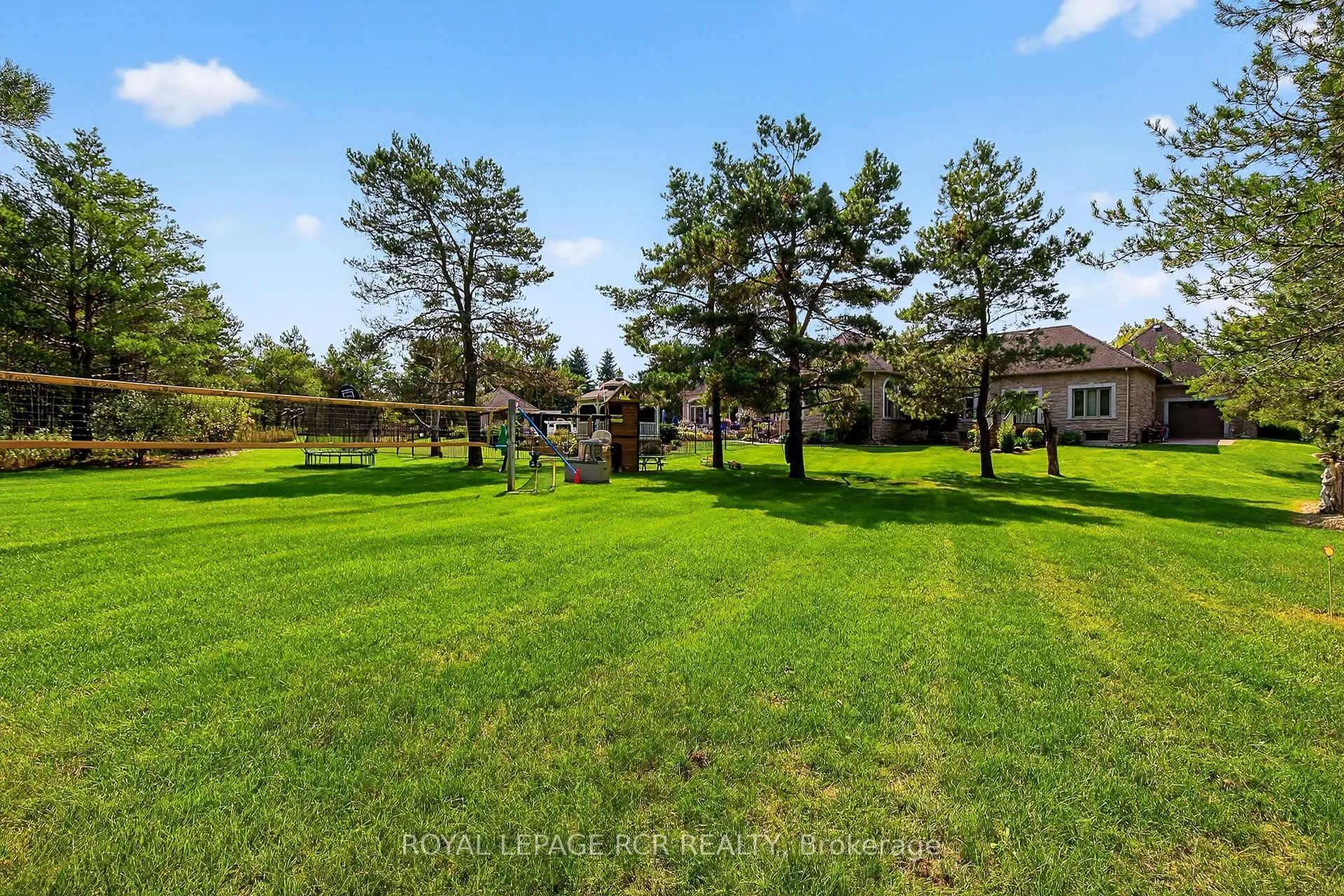 7 Sugarbush Lane