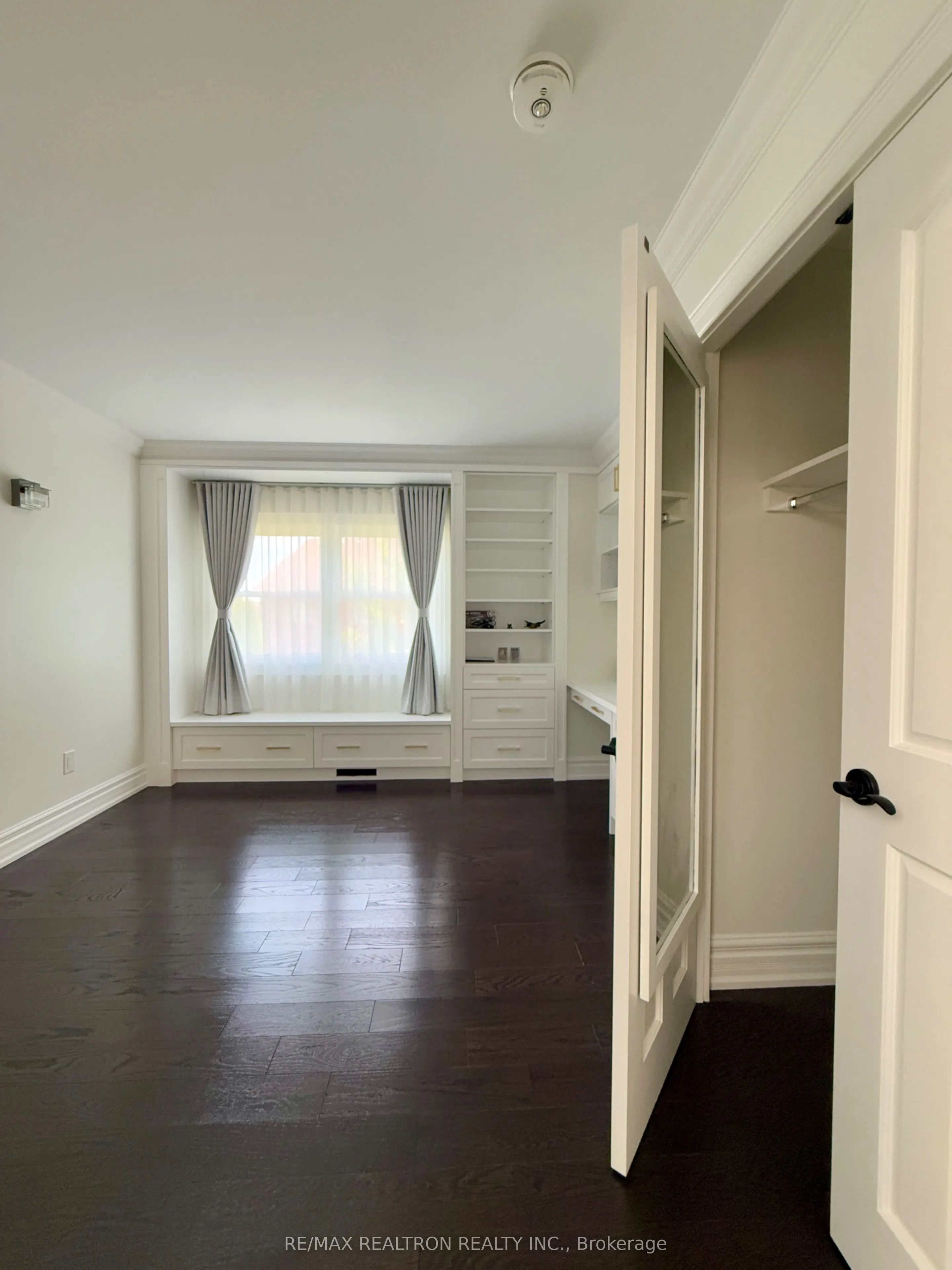 502 Palmer Avenue, #Upper 2 Bedrooms