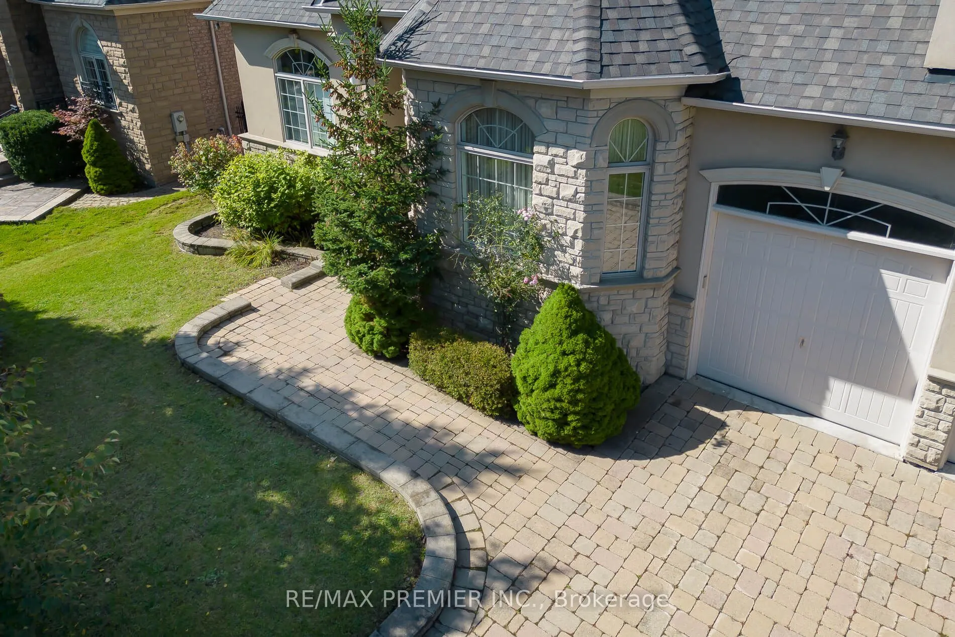28 Timberwood Drive