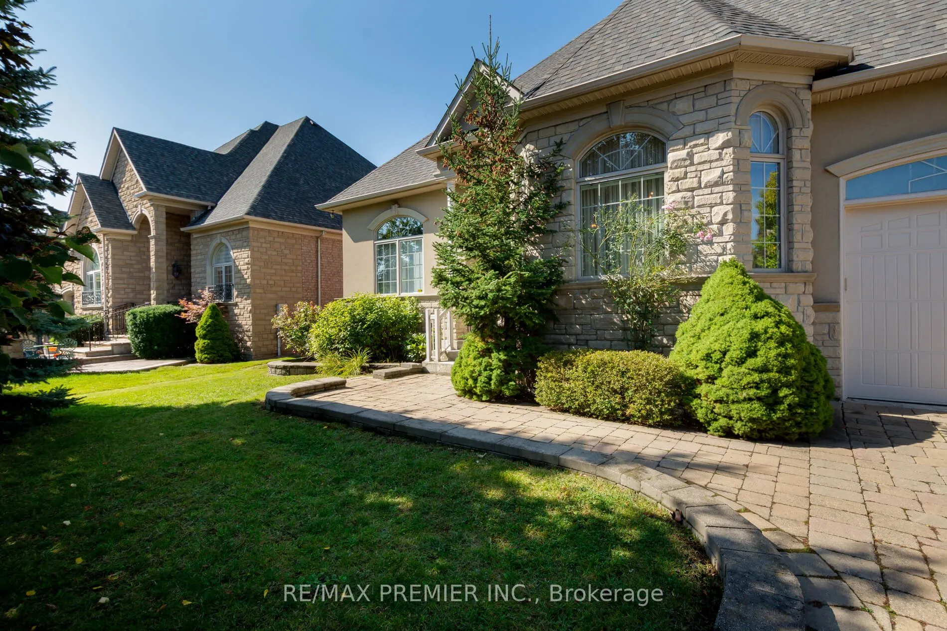 28 Timberwood Drive