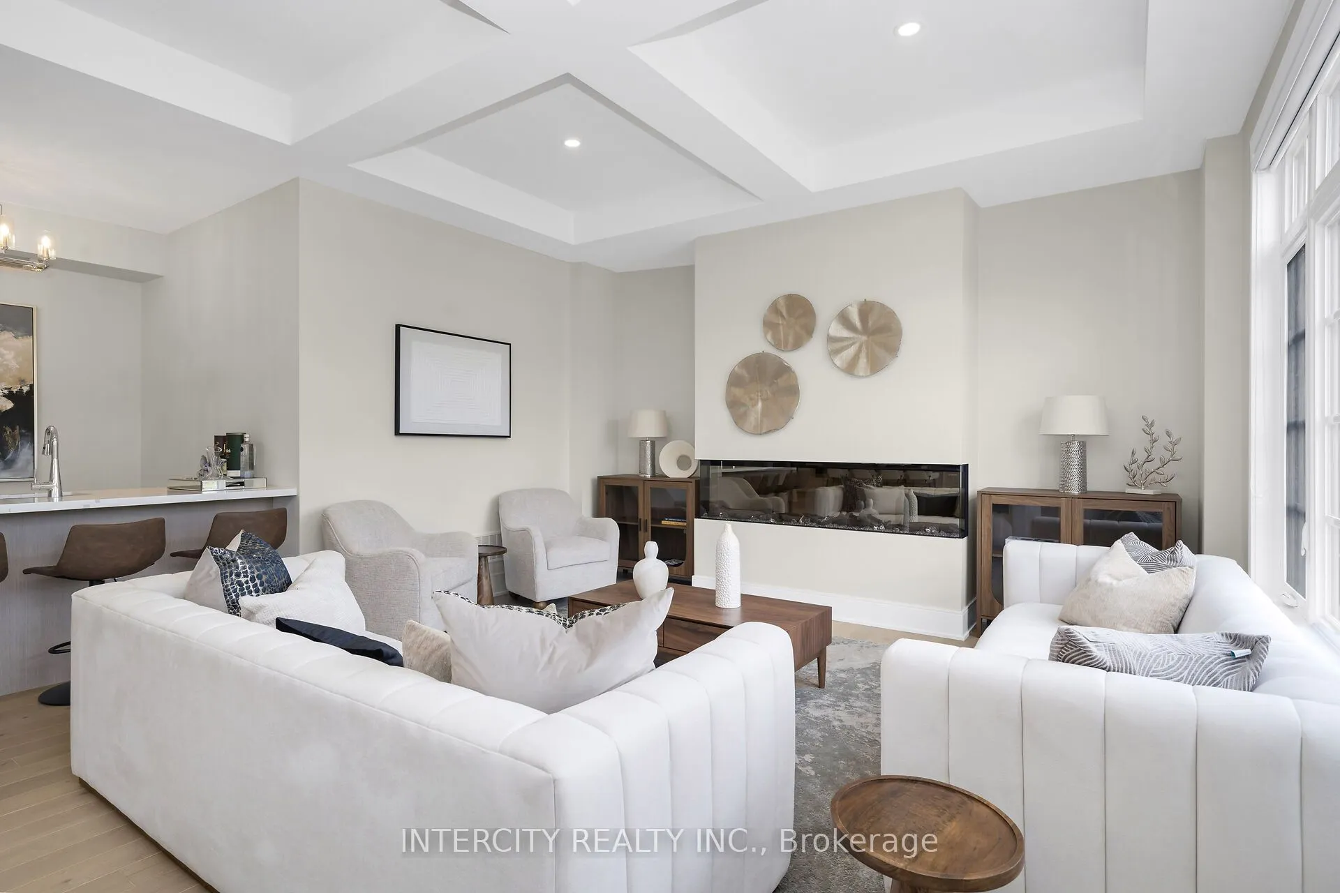 16 Heart Lake Circle