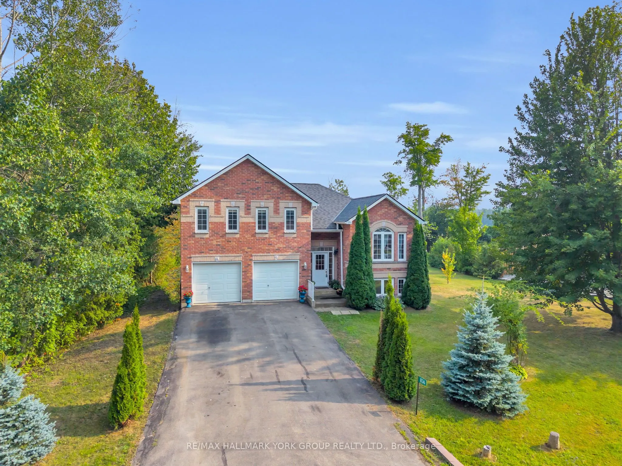 36 Ball Avenue E
