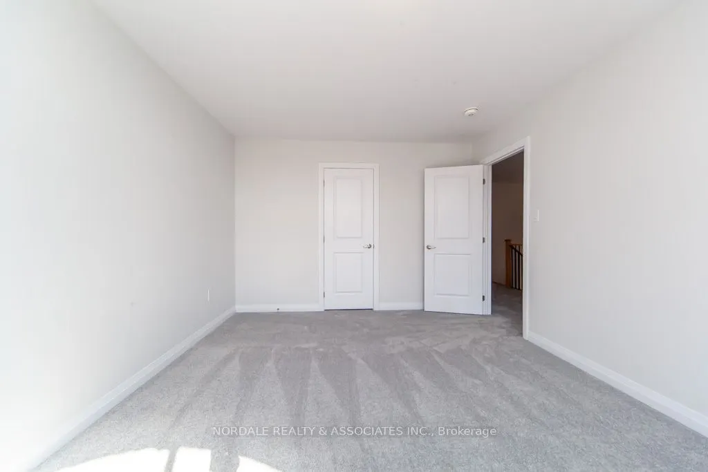 1434 STOVELL Crescent