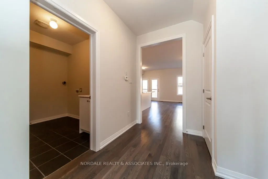 1434 STOVELL Crescent