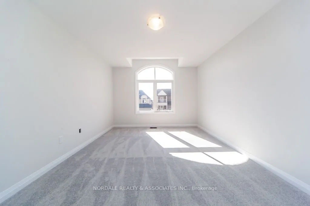 1434 STOVELL Crescent