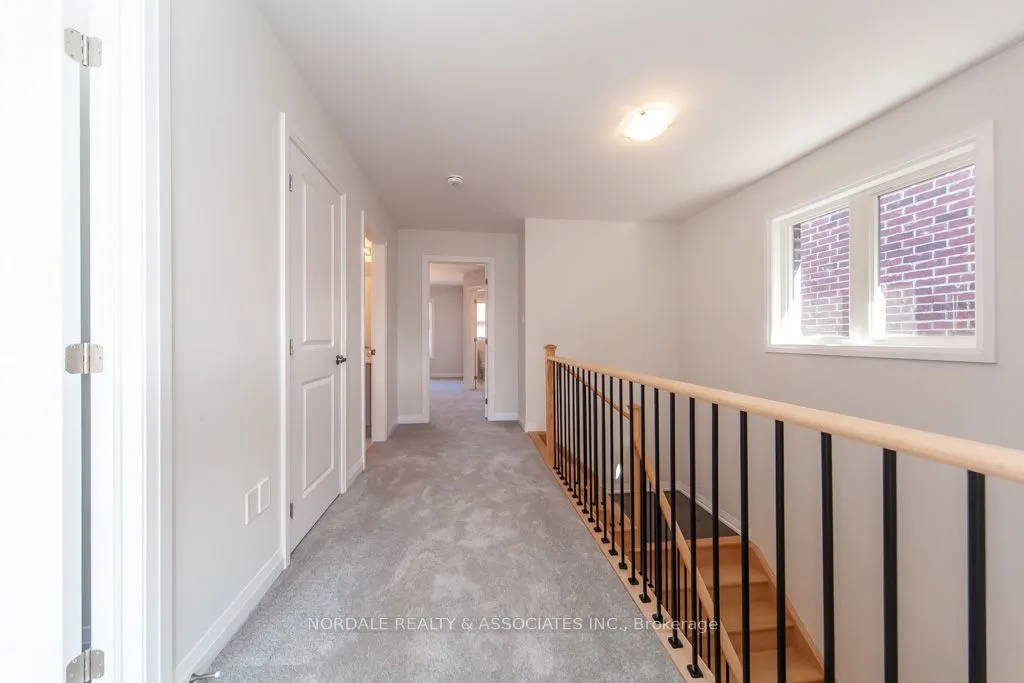 1434 STOVELL Crescent