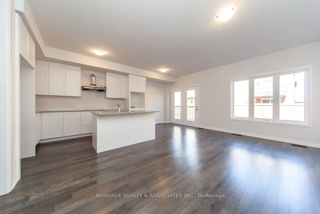 1434 STOVELL Crescent