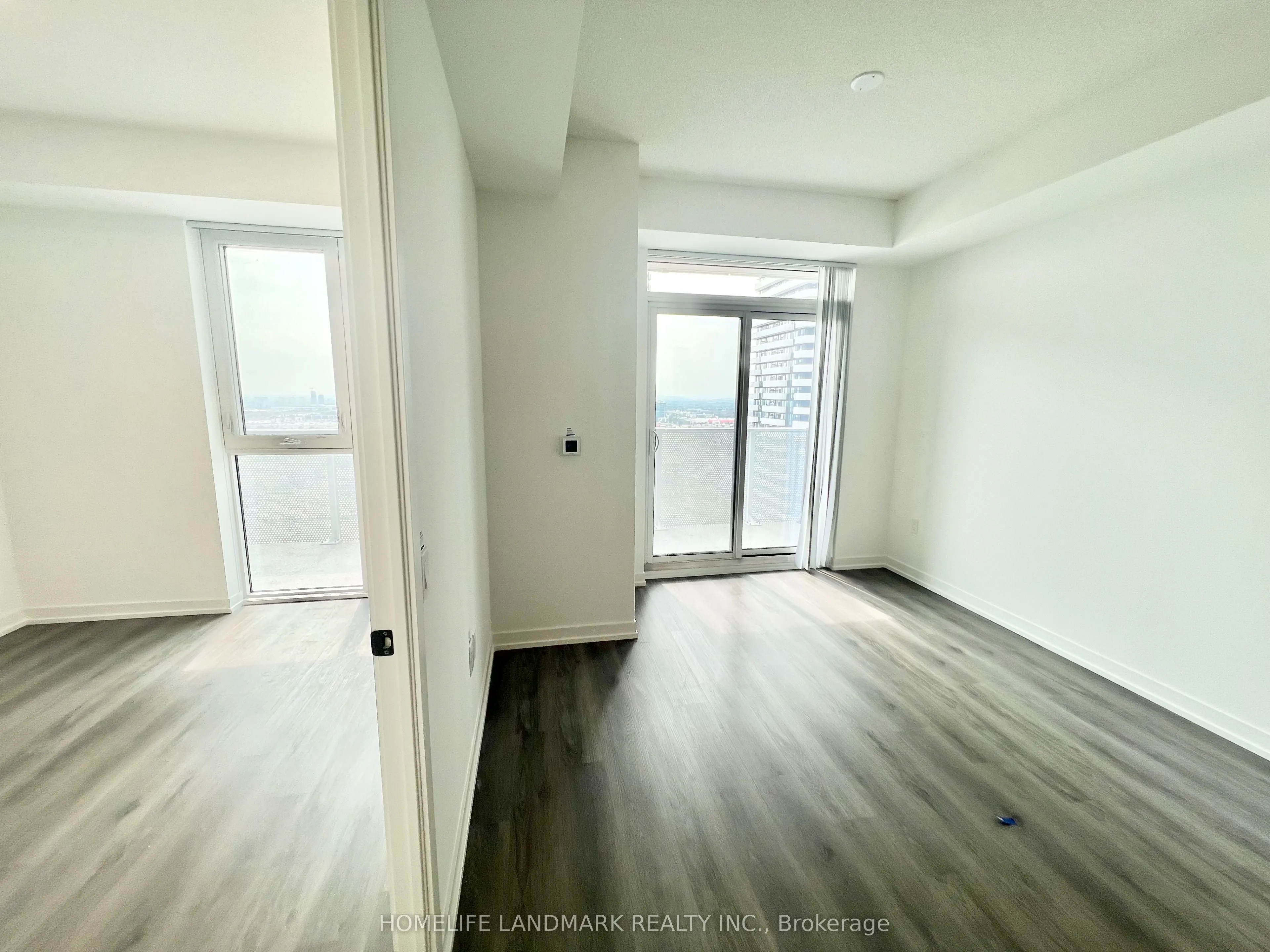 28 Interchange Way, #2315