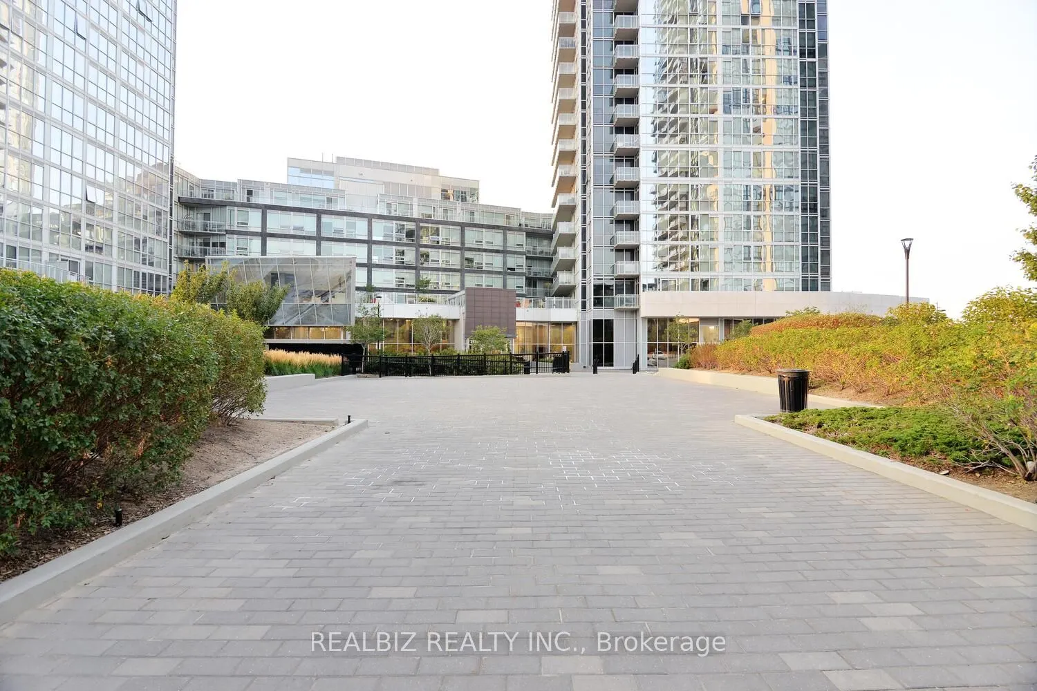 2908 Highway 7 Road, #1605