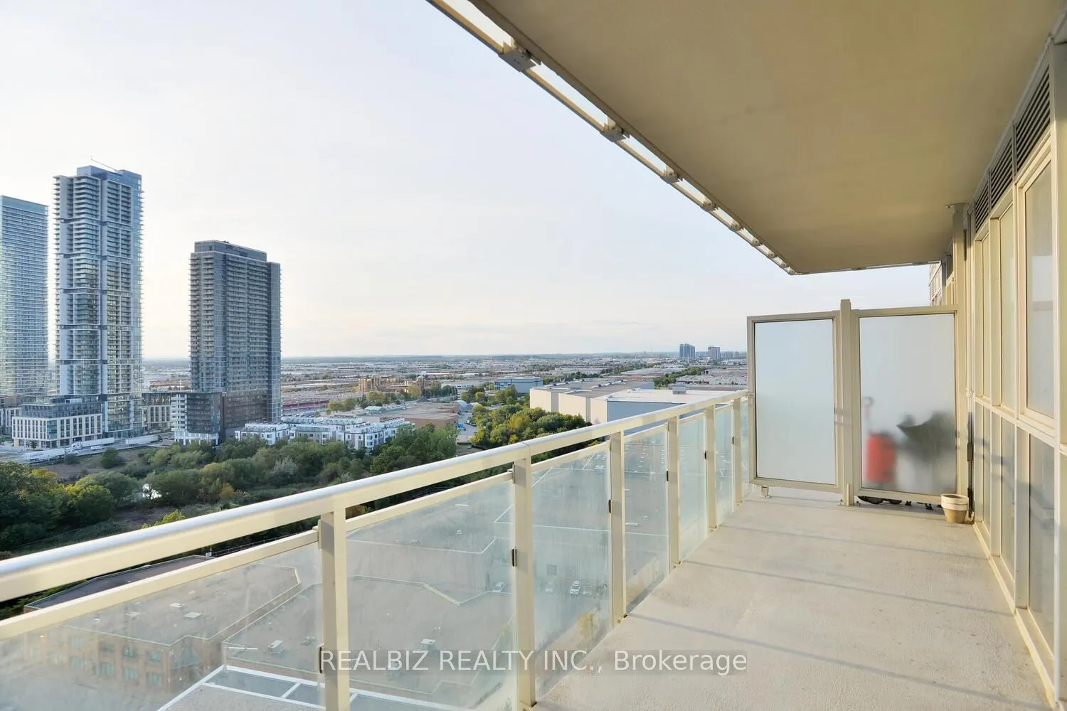 2908 Highway 7 Road, #1605