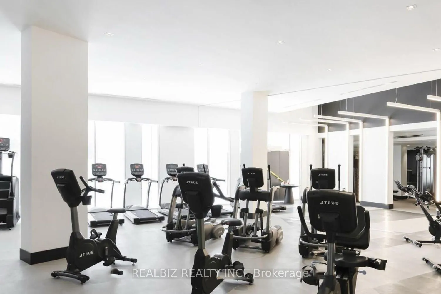 2908 Highway 7 Road, #1605