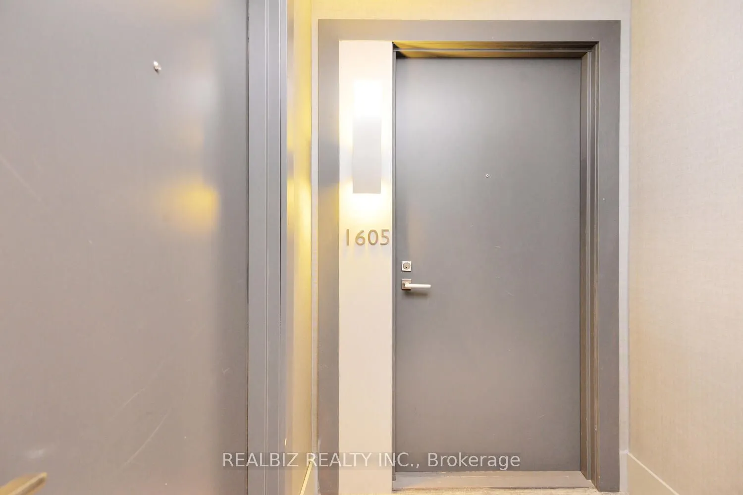2908 Highway 7 Road, #1605