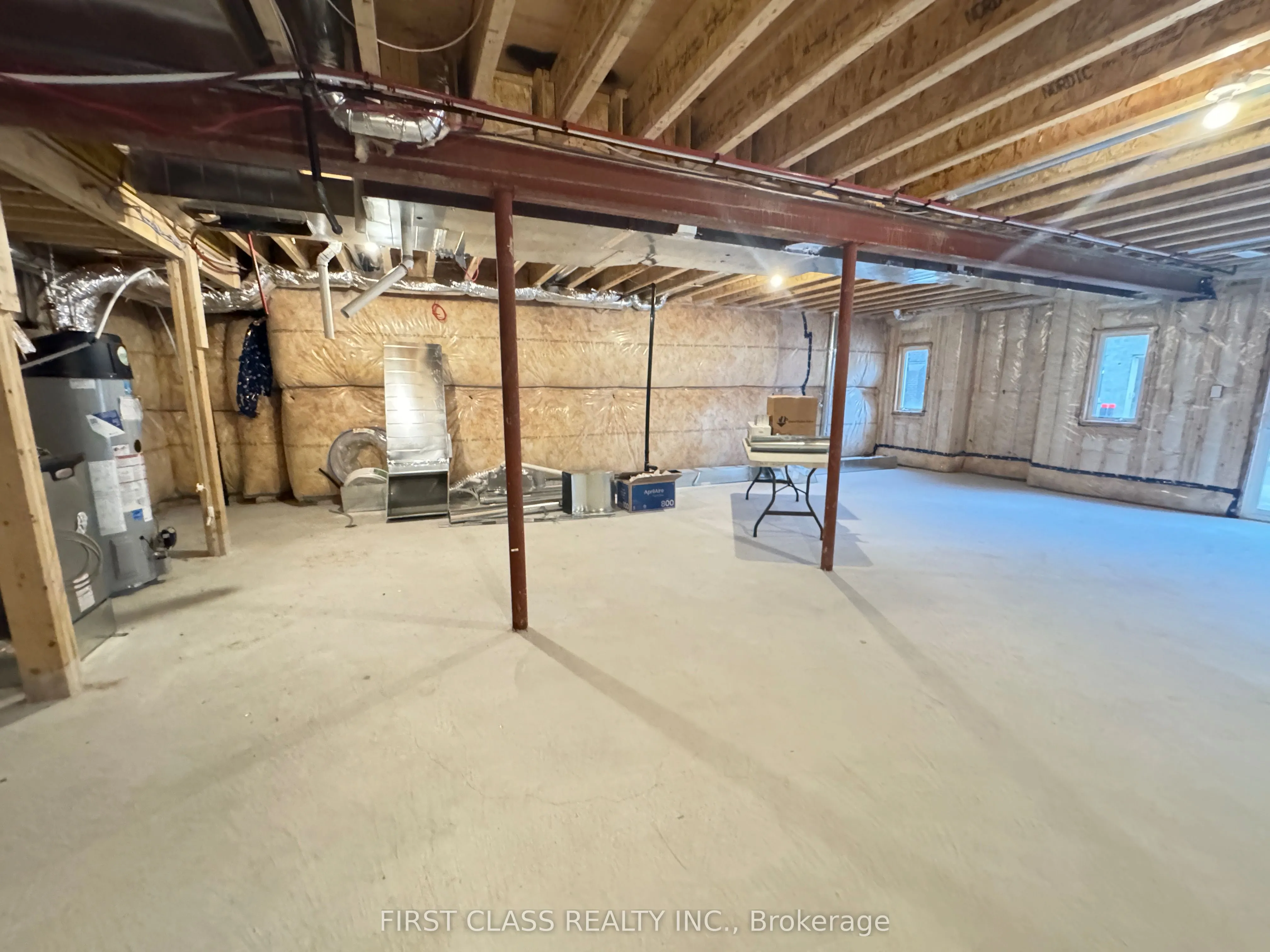 11 Kenneth Appleton Avenue