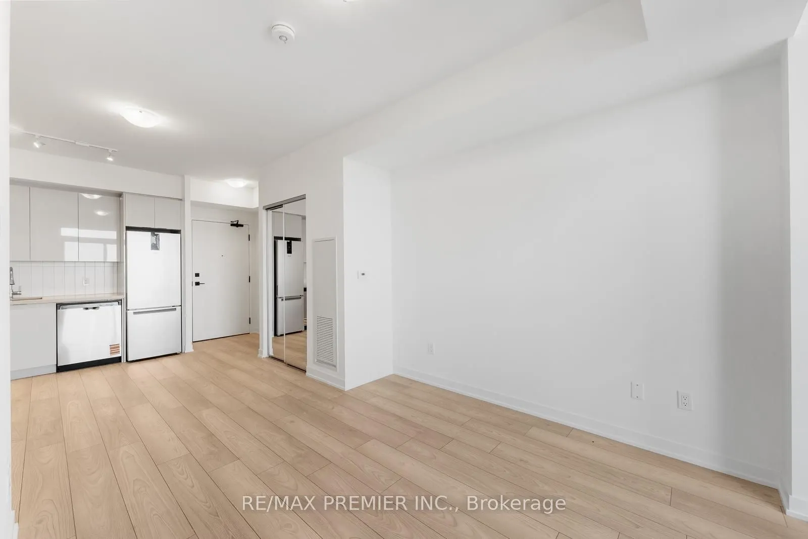474 Caldari Road, #2209