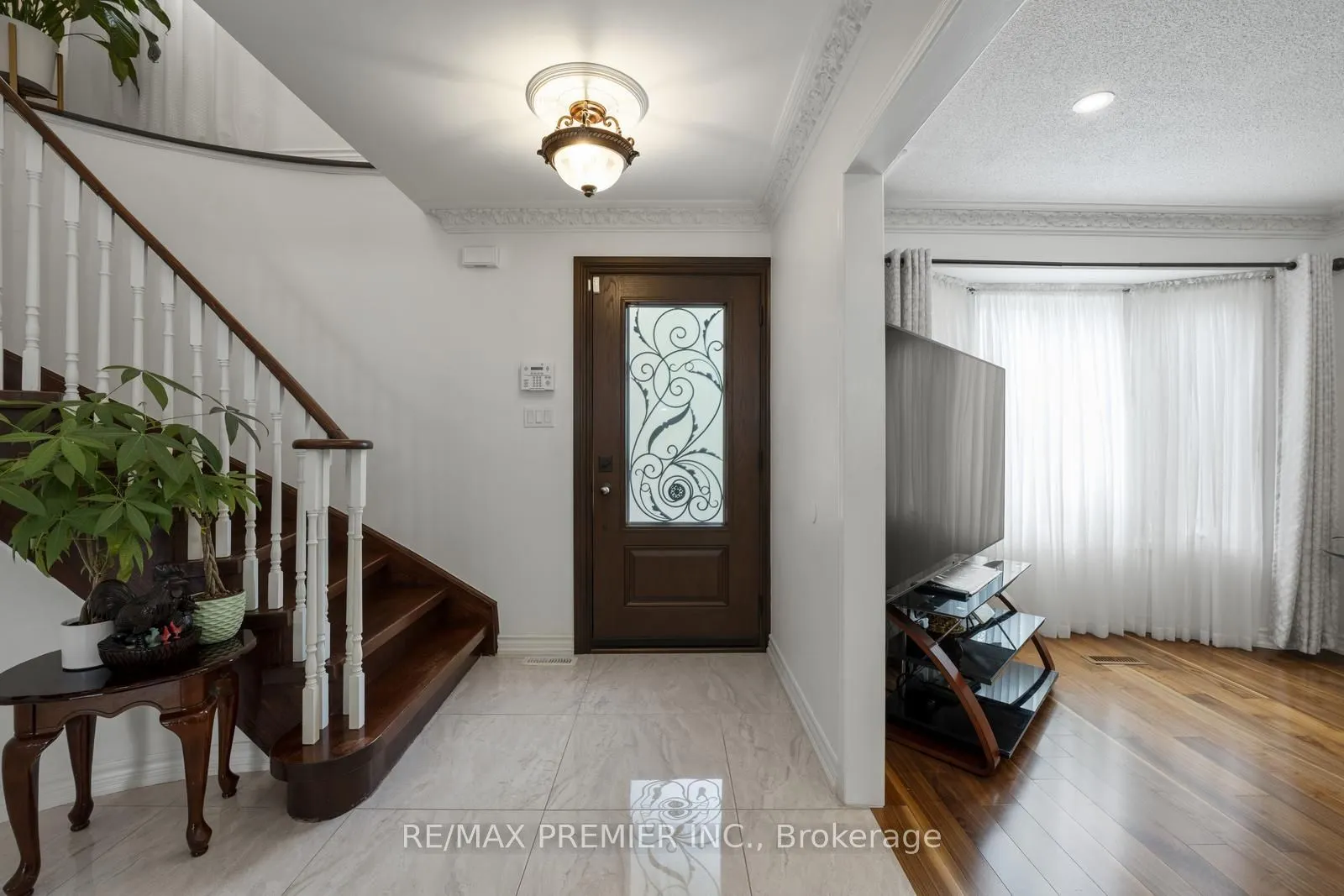 127 O'Connor Crescent