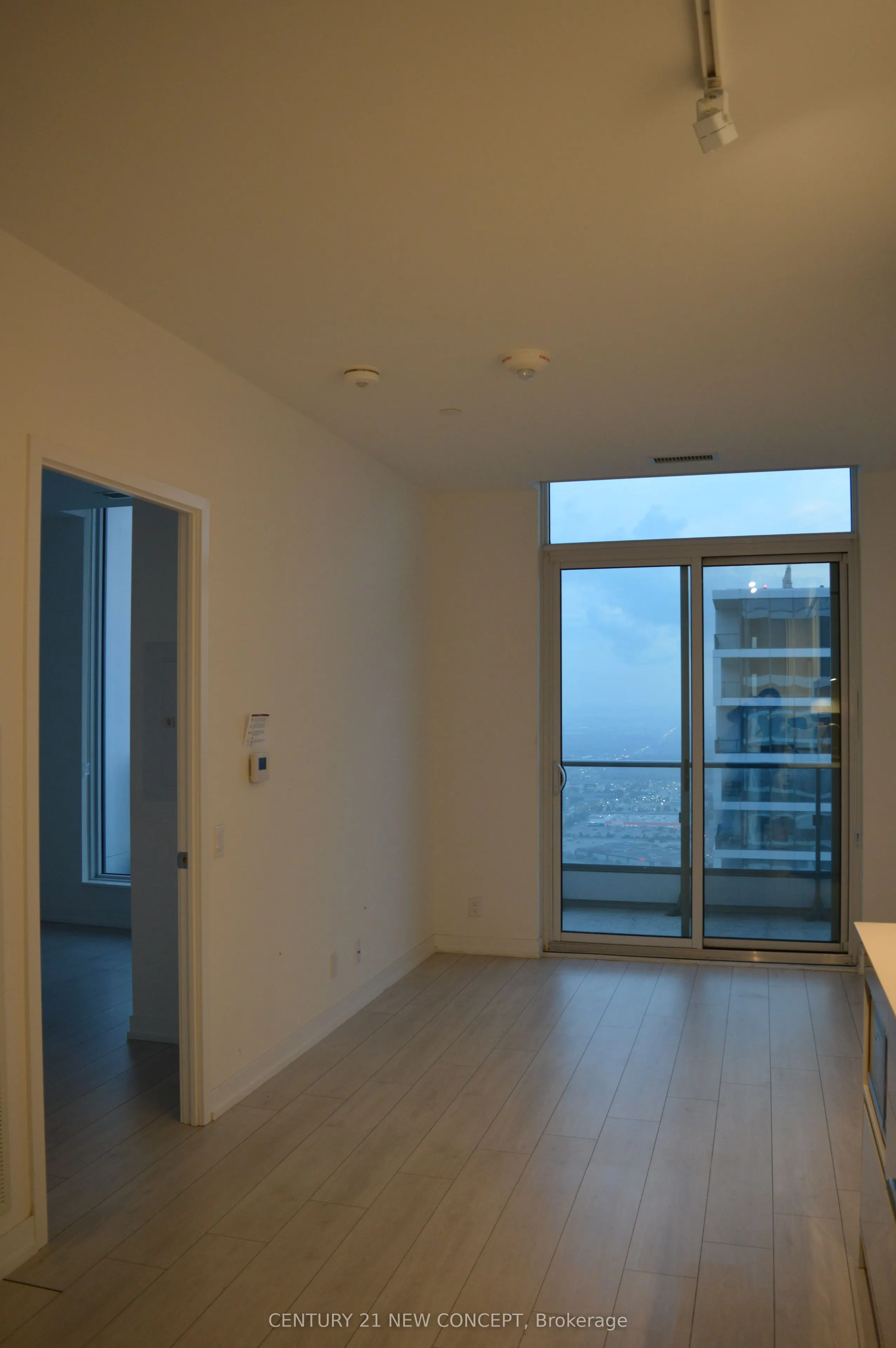 950 Portage Parkway, #Ph10