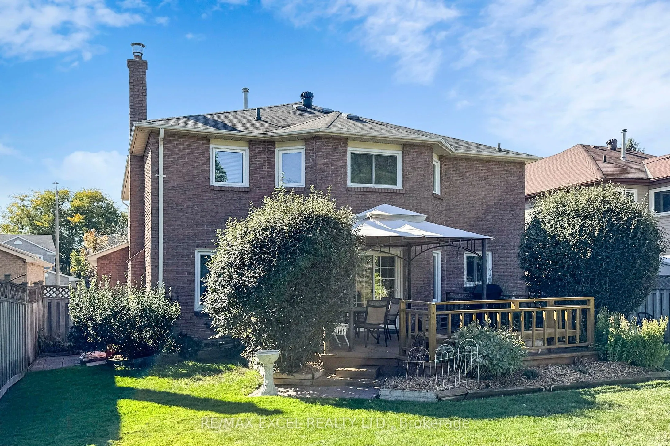 24 Lehman Crescent