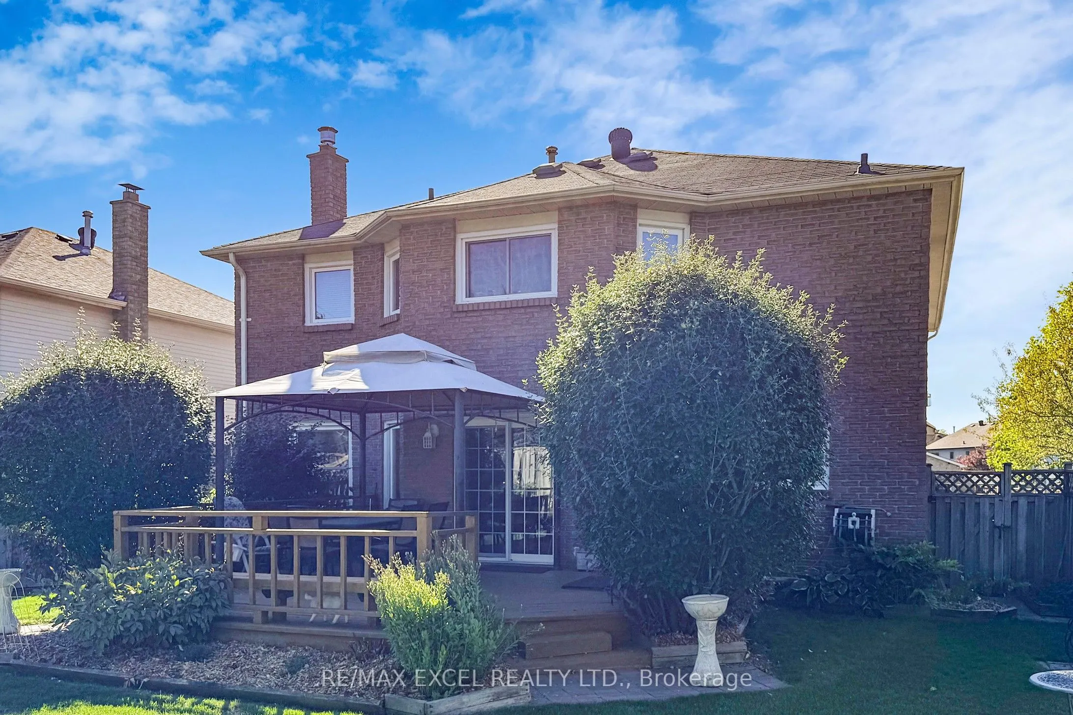 24 Lehman Crescent
