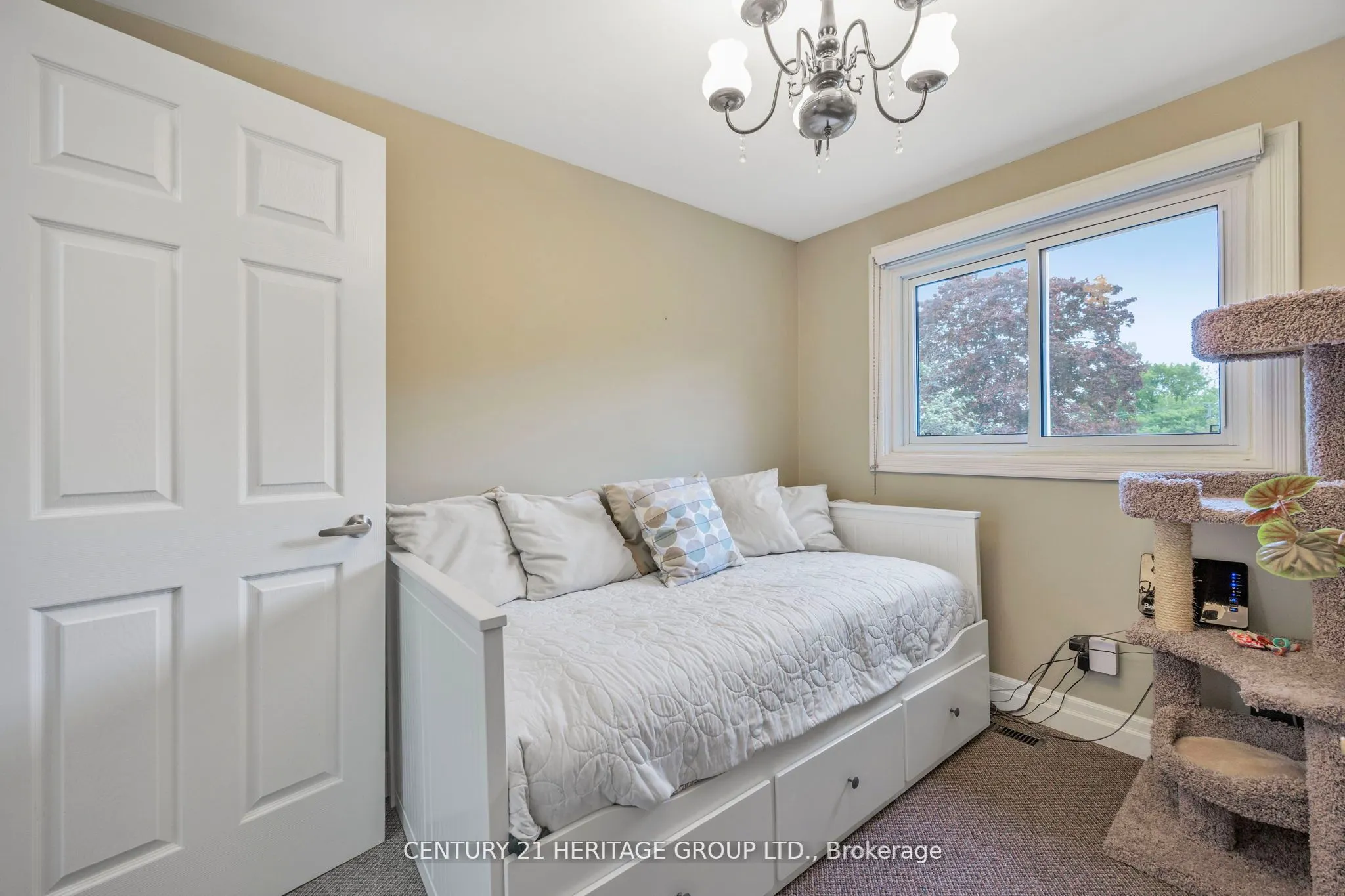 46 Adeline Avenue