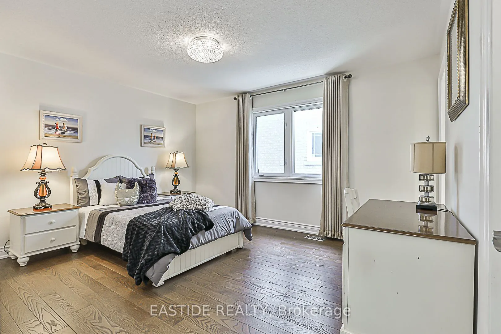 27 Brimwood Crescent