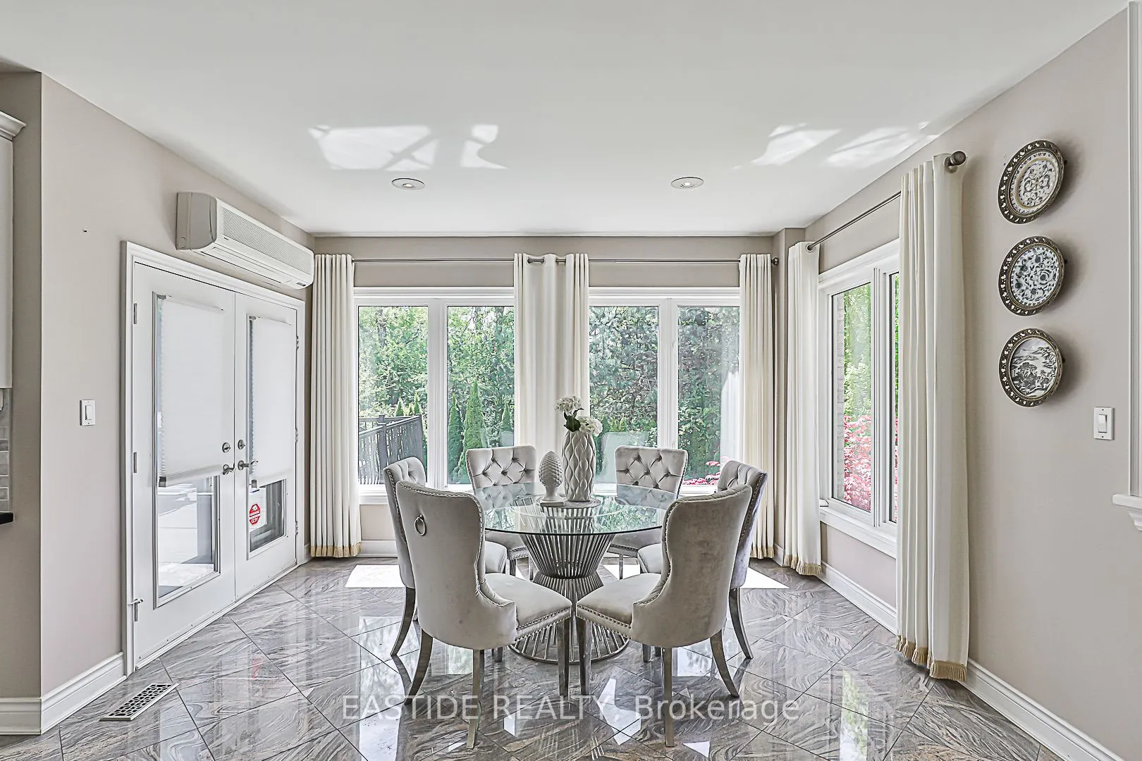 27 Brimwood Crescent