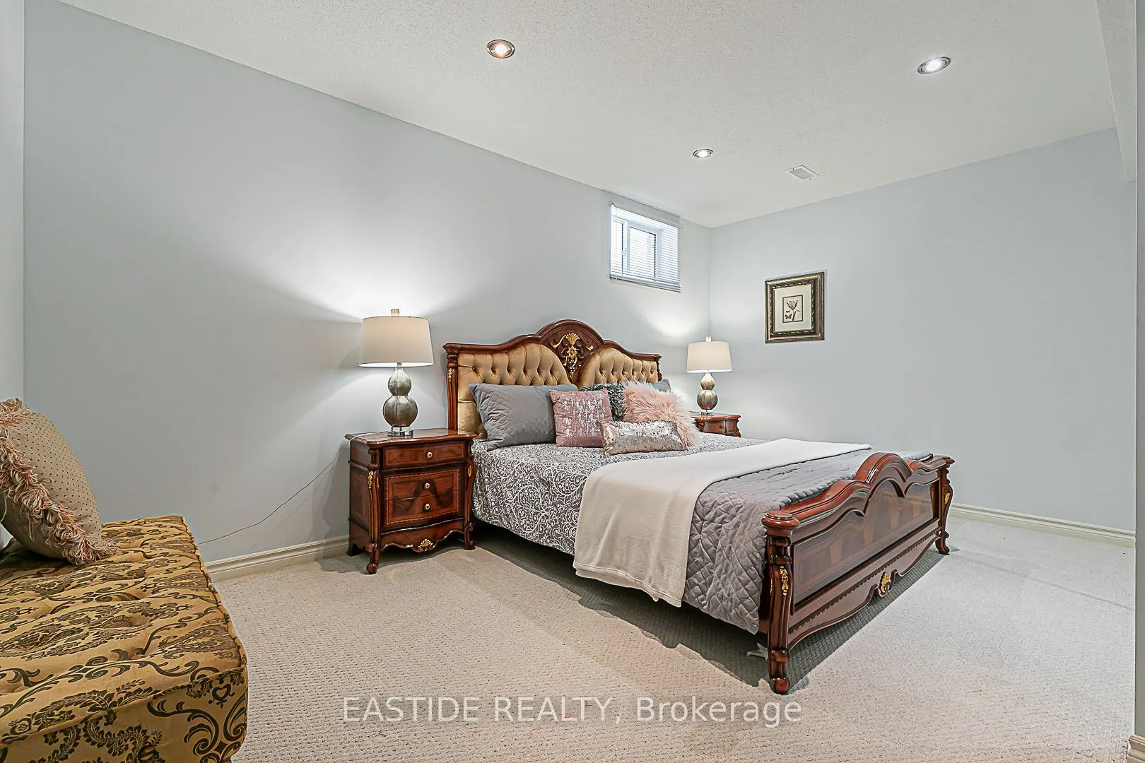 27 Brimwood Crescent