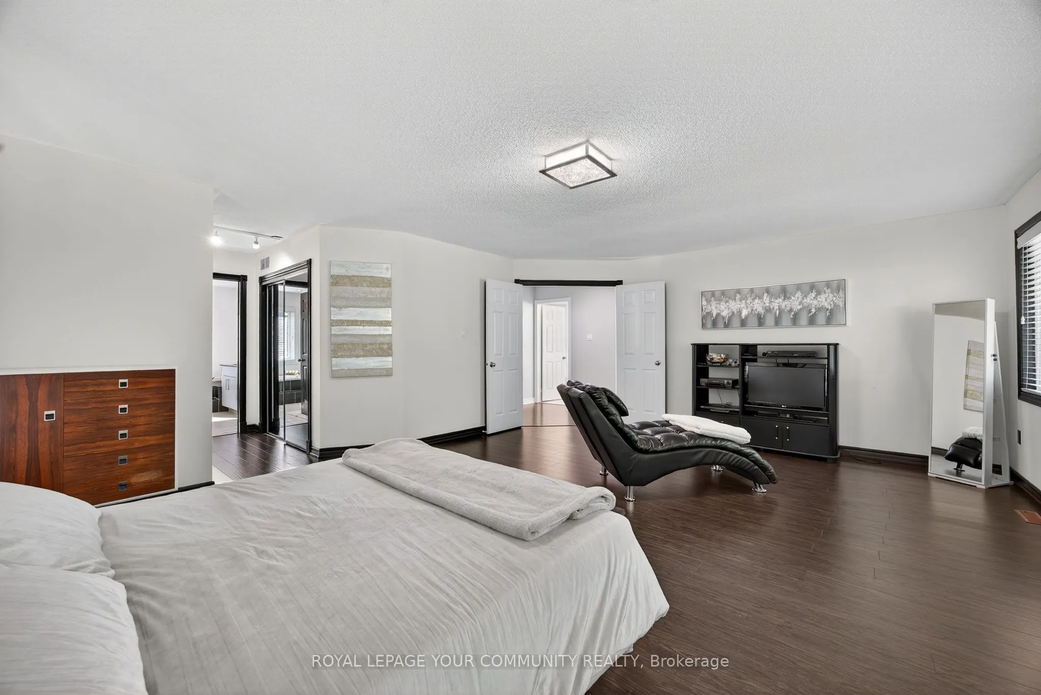 684 Exceller Circle